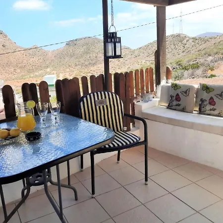 Сasa de vacaciones Beautiful Holiday In Arona With Private Terrace *